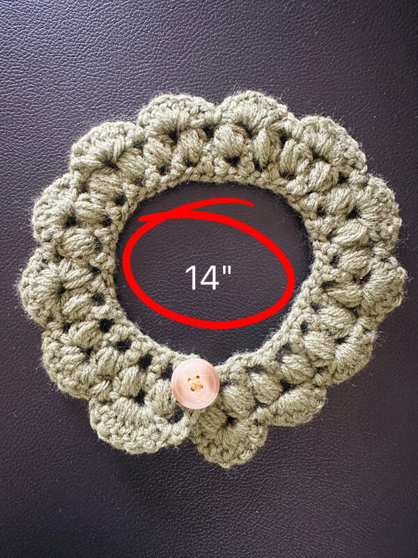 Crochet Pet Collar - Brown & White